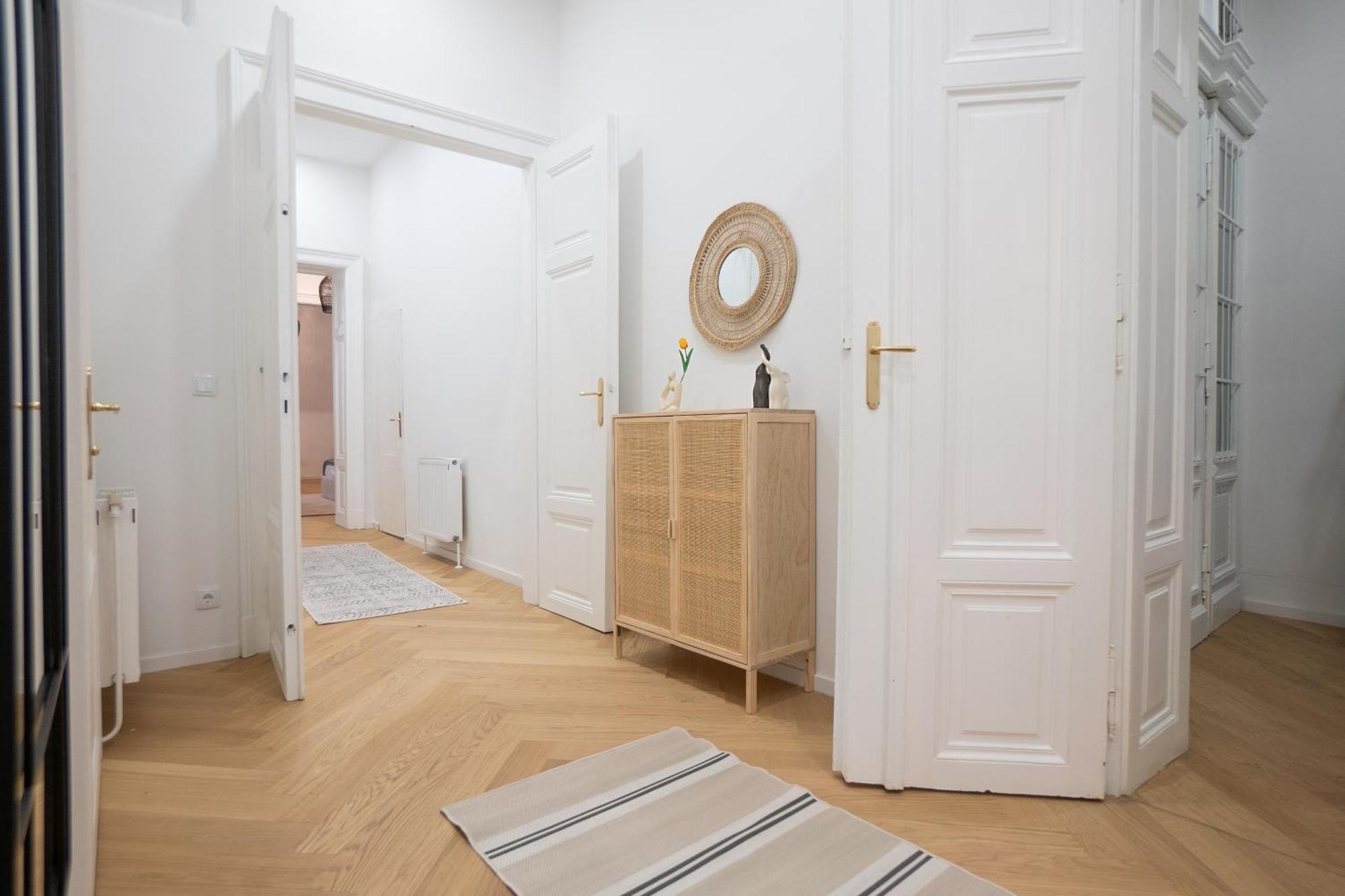 Spacious 110М2 Flat In The City Center Viena Exterior foto